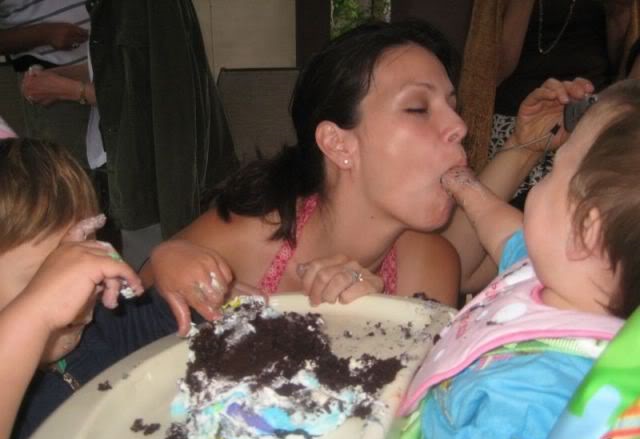 שם:  Voopinfo-28910.jpg
צפיות: 49
גודל:  59.1 קילובייט